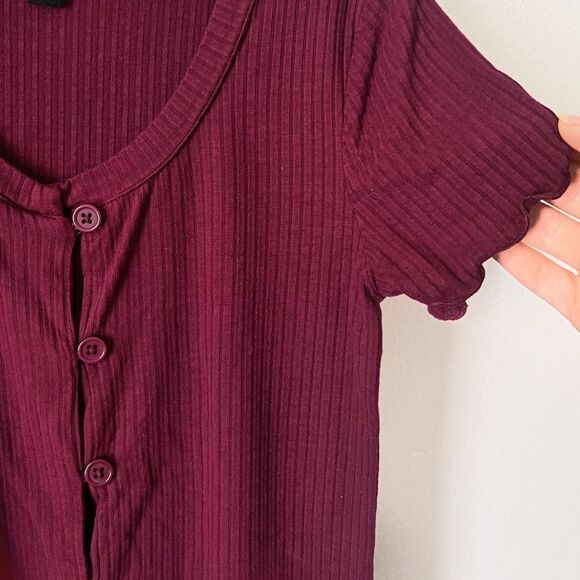 ART Class Buttondown Ribbed Baby Tee in Burgundy Girls Size Medium (6-7)​ - Picture 3 of 5